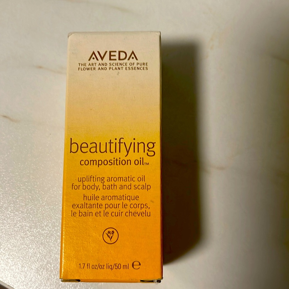 Aveda beautifying composition oil